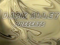 Dark Alley – Tattoo Twinks (2008) – Mecs Amateurs