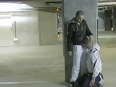 Fucked by scally boy in public parking in paris – En Direct