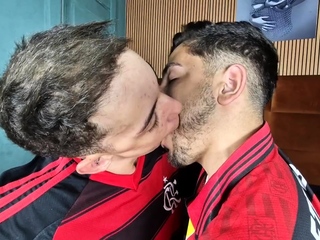 RJ MALE VIDEOS – Two Soccer Players Kissing Passionately –